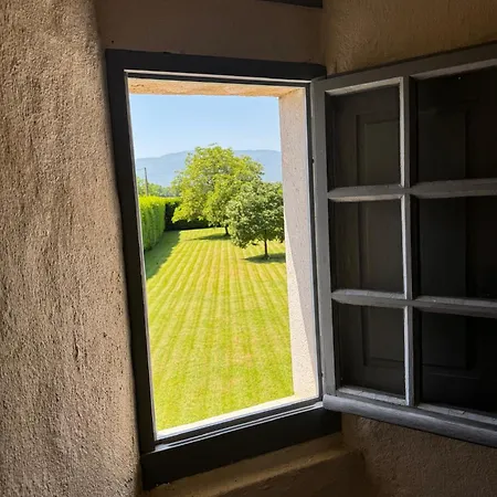 D'hotes Dans Manoir Du Xveme Chazey-Bons