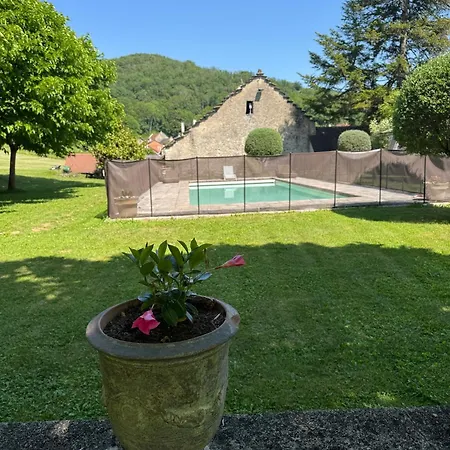 D'hotes Dans Manoir Du Xveme 3*